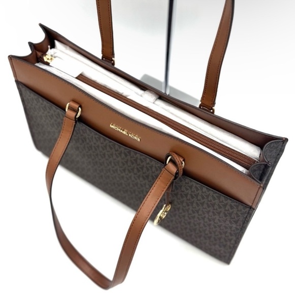 Michael Kors Jet Set Large Signature Logo Tote Bag & Flat Phone Case Wallet Set - Picture 7 of 15